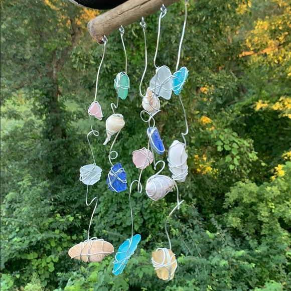 Beach sea glass seashells suncatcher wind chime #3 aqua amber pink blue clear - Picture 3 of 16
